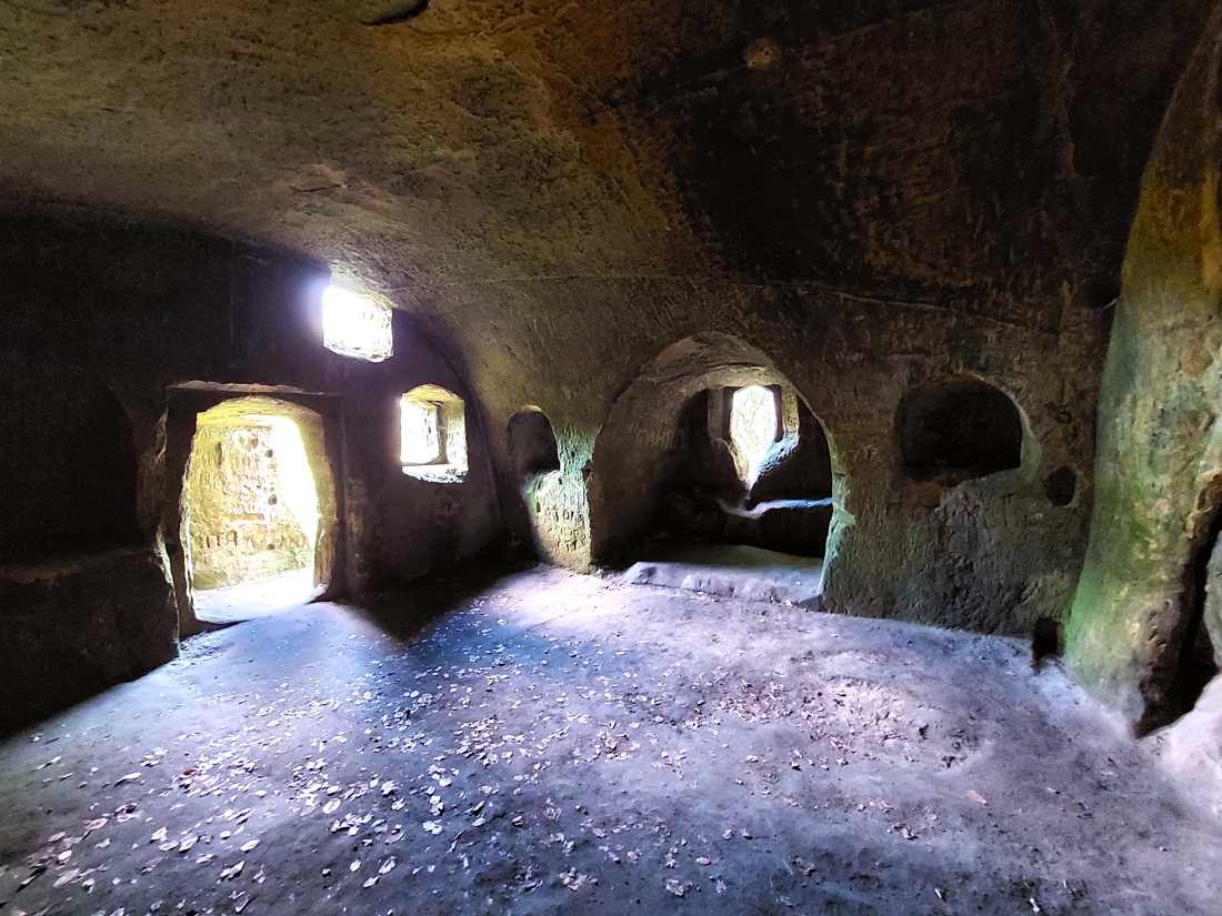 Галерея фотографій