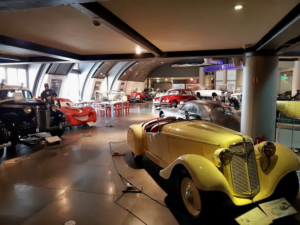 Афинский автомобильный музей - Афинские Новости